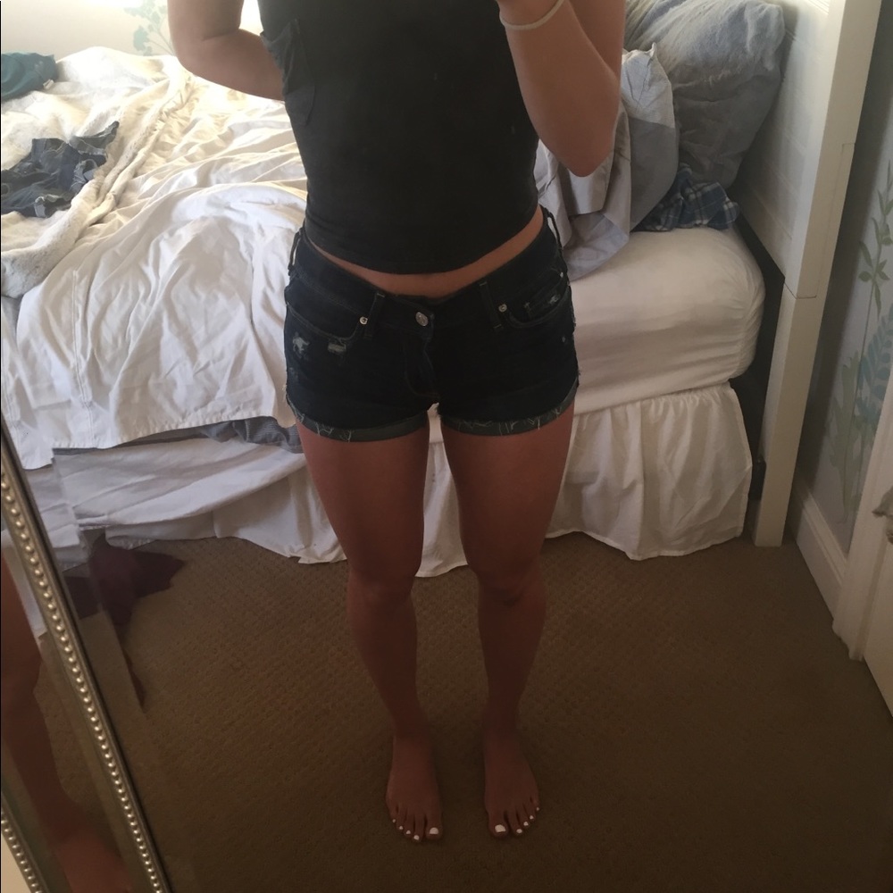 Abercrombie dark wash denim shorts! 25 waist